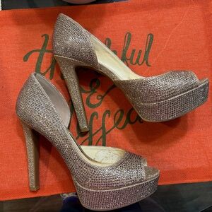 Jessica Simpson Gold Metallic Heels